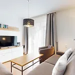 Appartementhaus Binzer Sterne 32 * Binz