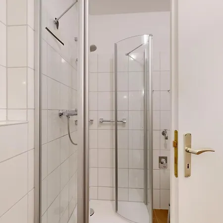 Appartementhaus Binzer Sterne 32 شقة *